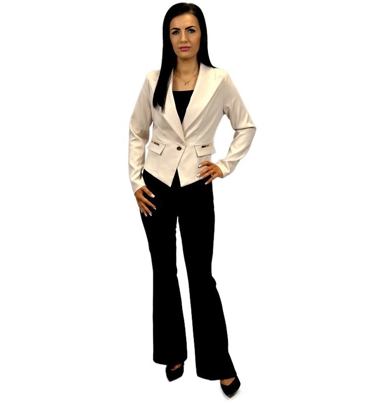 Bluzkaz mankietem i złotymi guzikami